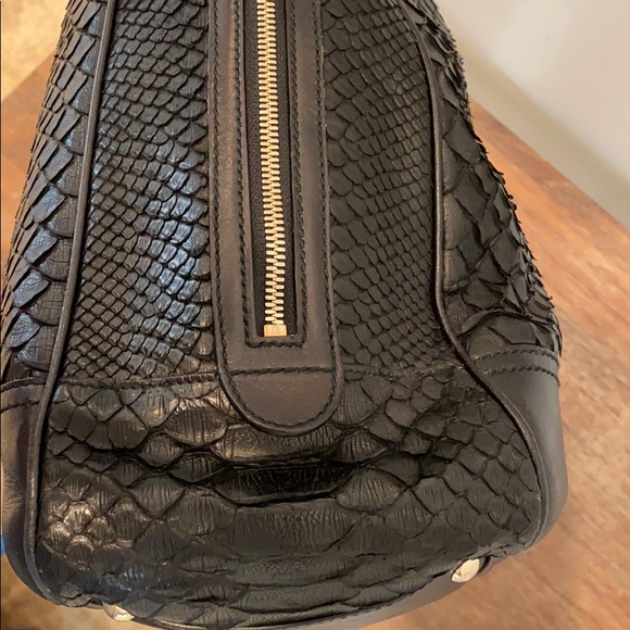 Gucci Python Carry All Bag - Picture 13 of 13